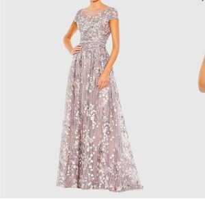 Macduggal light purple embellished floral cap sleeve gown